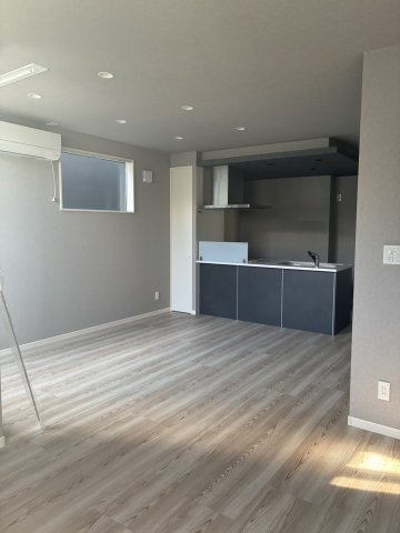 堀之内南1丁目戸建の居間・リビング