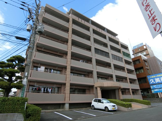 グランドハイツのエントランス|清潔なエントランス♪