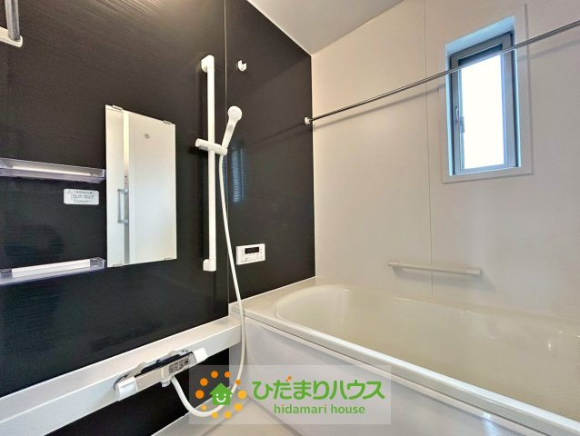 加須市久下３丁目　中古一戸建ての浴室