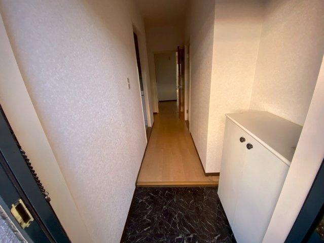 ハイツ与野の玄関