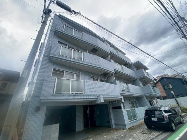 ハイツ与野の外観