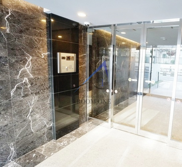 ライジングプレイス登戸のエントランス|エントランスです。