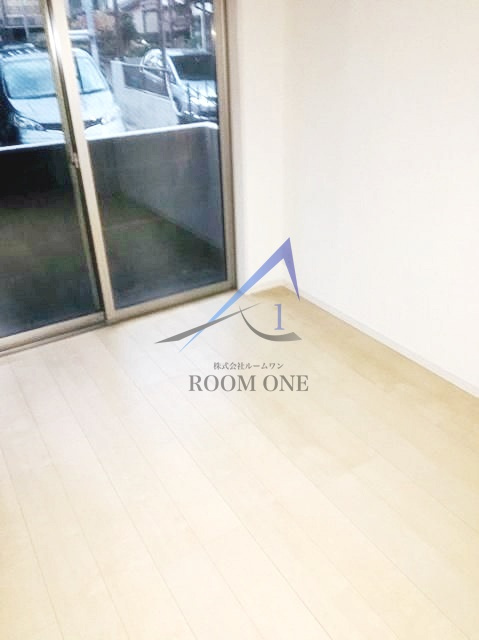 ポルト・ボヌール竹ノ塚の居間・リビング|洋室のお部屋です。