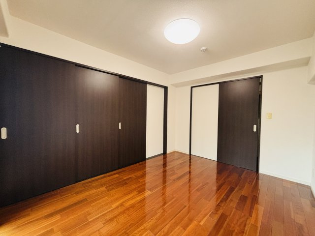 アーバンビュー内間の居間・リビング|※反転タイプになります。