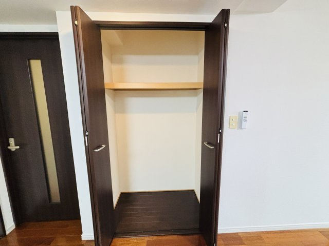 アーバンビュー内間の収納|※反転タイプになります。