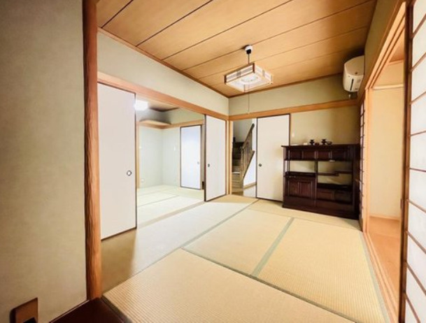 本山中町4丁目　中古戸建の和室|1階和室約6.0帖　続き和室