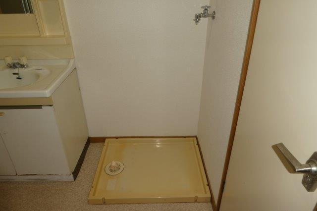 ニューシティ安本のその他|洗濯機置き場