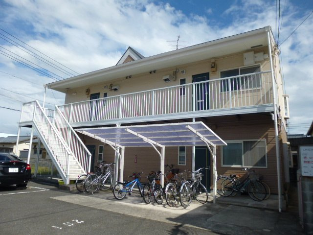 ニューシティ安本の外観