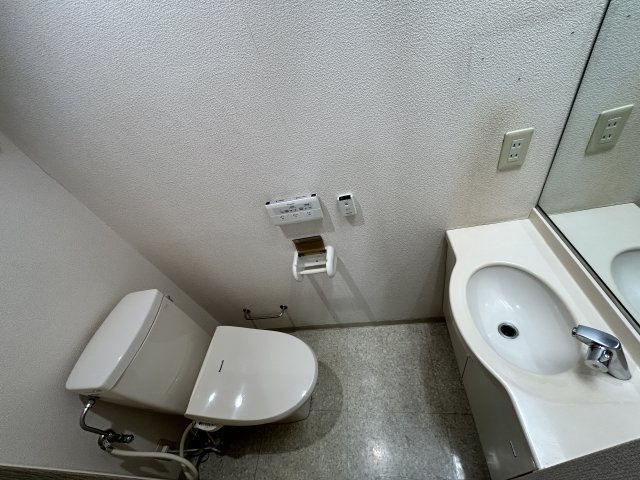 アソルティ日本橋小伝馬町ビルのトイレ