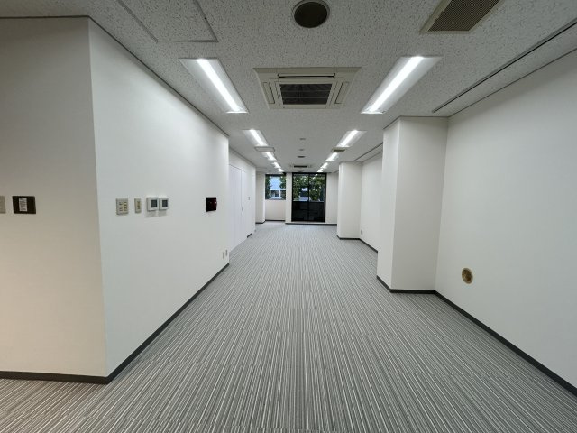 アソルティ日本橋小伝馬町ビルのロビー