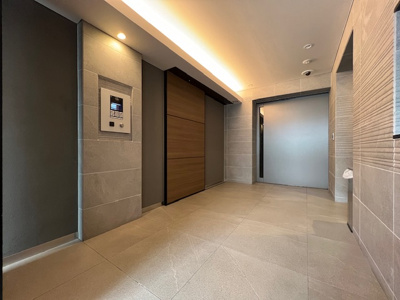 【エントランス】 | コスモグラシア学芸大学