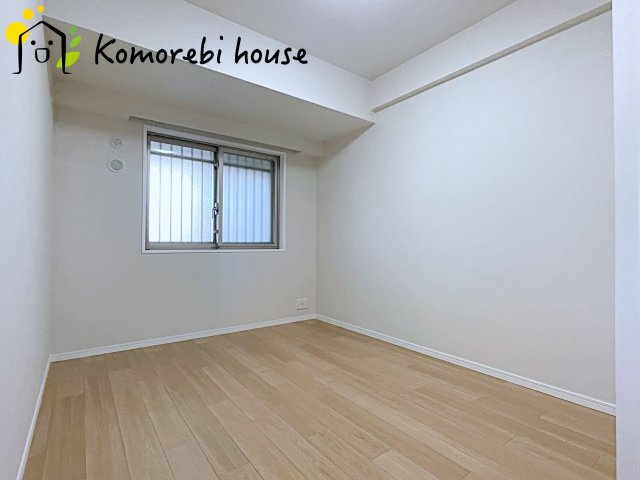 プラウド大宮日進の寝室|落ち着いた色調の寝室です