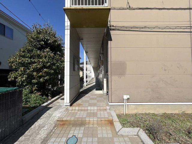 レオパレスセゾン・ドミールのエントランス