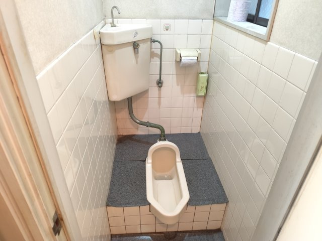 葛飾区東新小岩１丁目の事務所のトイレ