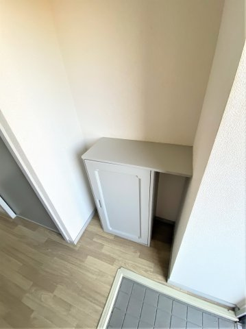 御苑ハイツAのバルコニー