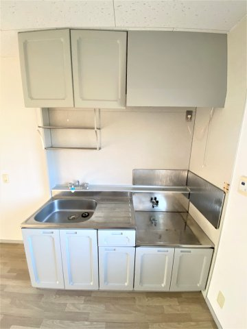 御苑ハイツAのキッチン