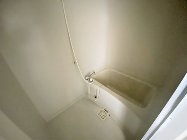 御苑ハイツAの浴室