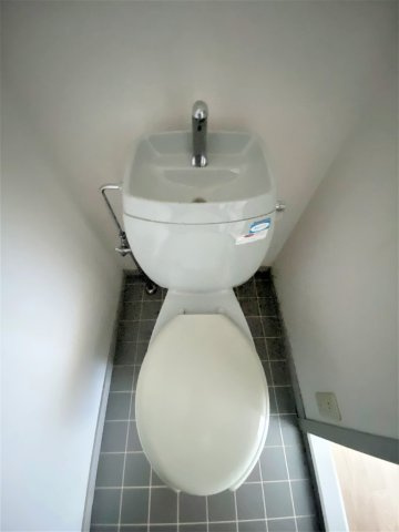 御苑ハイツAのトイレ