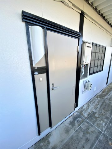 御苑ハイツAのバルコニー