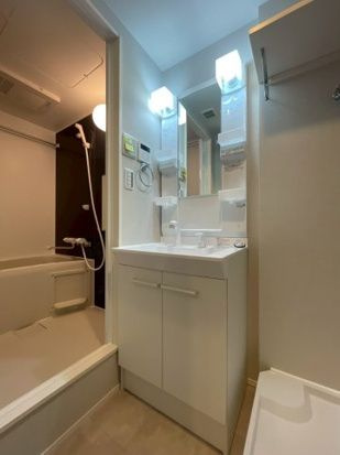 FAIR東向島の独立洗面台