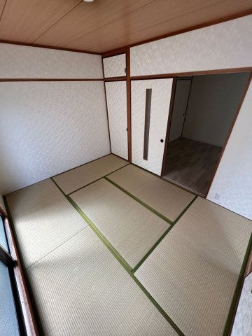 上祇園ハイツの和室