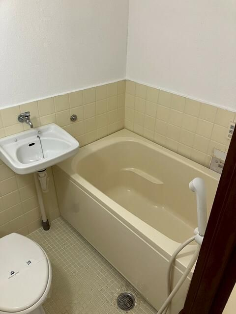 メゾン光京の浴室