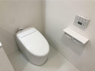 【トイレ】 | ゼルコヴァ | シンプルなトイレ！