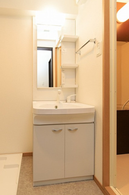 【洗面所】 | エルココ六ツ角 | シンプルで使いやすい洗面台です！