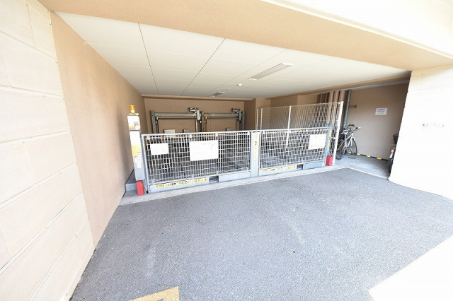 プライムアーバン博多東の駐車場