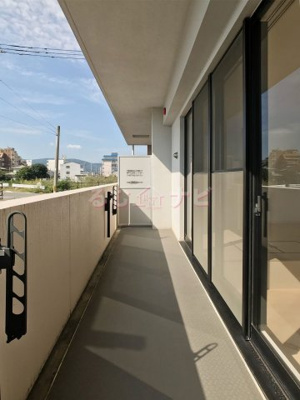 【バルコニー】 | ルネス・プチマルシェ