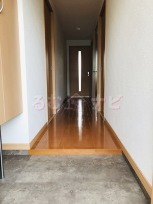 【玄関】 | ルネス・プチマルシェ