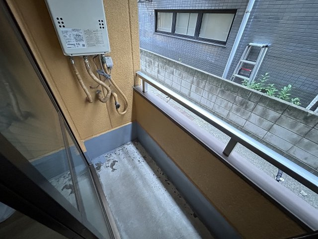 グランベール谷中のバルコニー|お洗濯にも便利なバルコニー付き