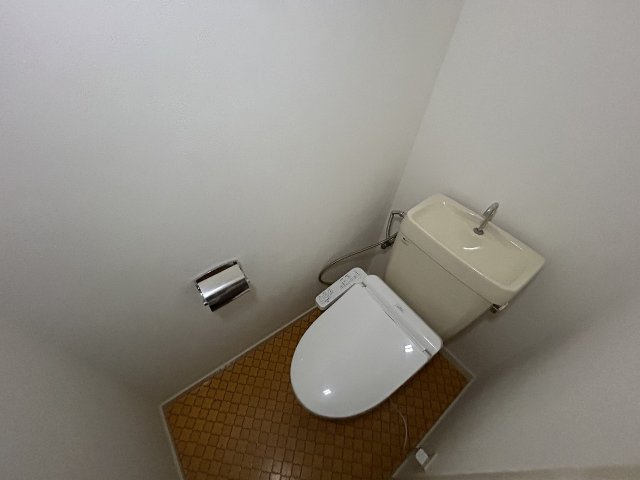 グランベール谷中のトイレ|シンプルで使いやすいトイレです