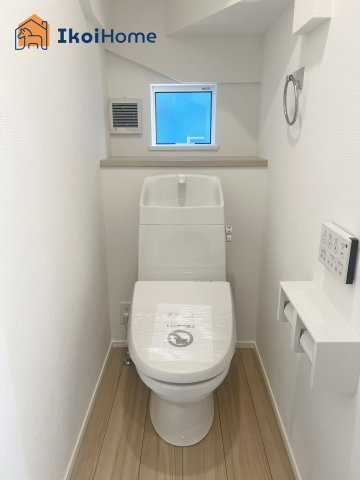 明石市大久保町山手台2丁目24-2期　新築戸建　1号棟のトイレ|【ホームページに現地動画掲載中】●年中無休：当日予約可●ウォシュレット、暖房便座標準装備。