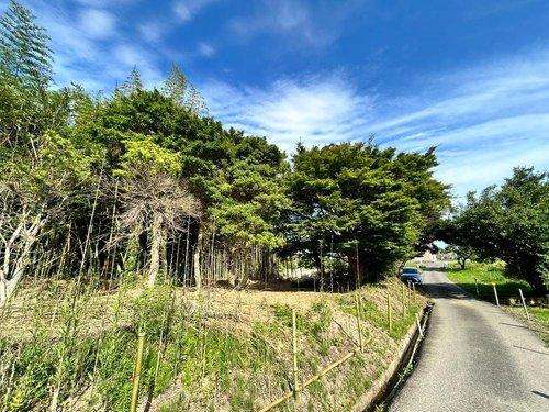 君津市箕輪　売地の前面道路含む現地写真