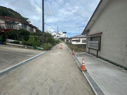 鴨川市宮　中古戸建の前面道路含む現地写真|前面道路