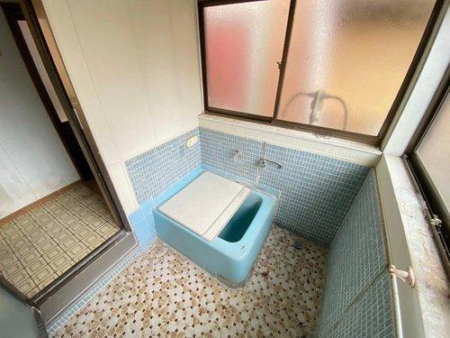 富津市竹岡　中古戸建の浴室