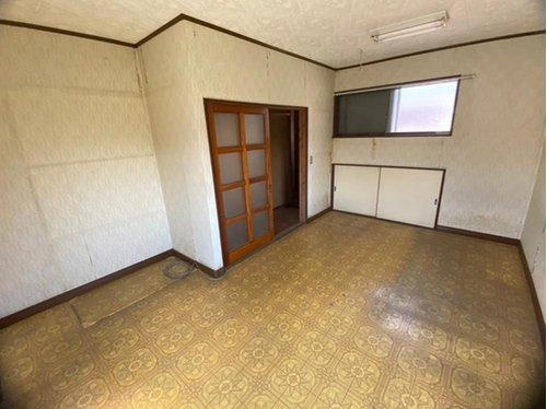木更津市文京５丁目　中古戸建の居間・リビング|２階洋室