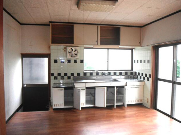清水町 中古戸建のキッチン