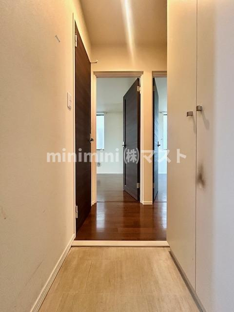 サン・クレールの玄関