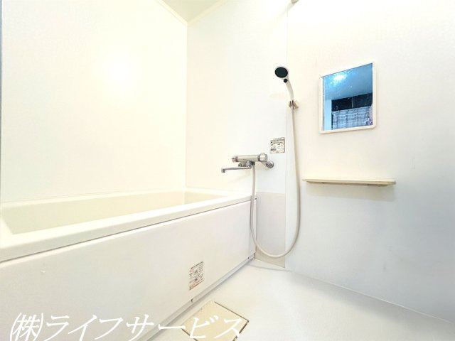 【浴室】 | 穂積台グランドコーポ | 浴室（AIによるCG加工をしています）