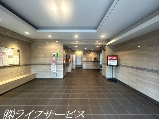 【エントランス】 | 穂積台グランドコーポ | エントランスホール