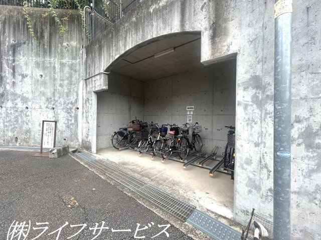 【駐輪場】 | 穂積台グランドコーポ | 駐輪場