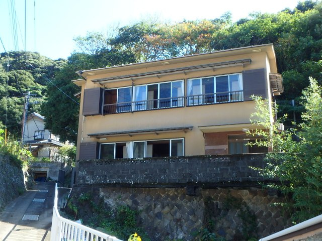 S1744H 須崎中古住宅 閑静な高台にある中古住宅、日当 | 下田市須崎