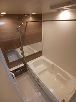 ＣＲＥＶＡＮＣＥ亀戸ＮＯＲＴＨの浴室