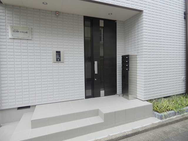 CLAIRつつじヶ丘(クレールツツジガオカ)のエントランス|★オートロックの付いたエントランス★