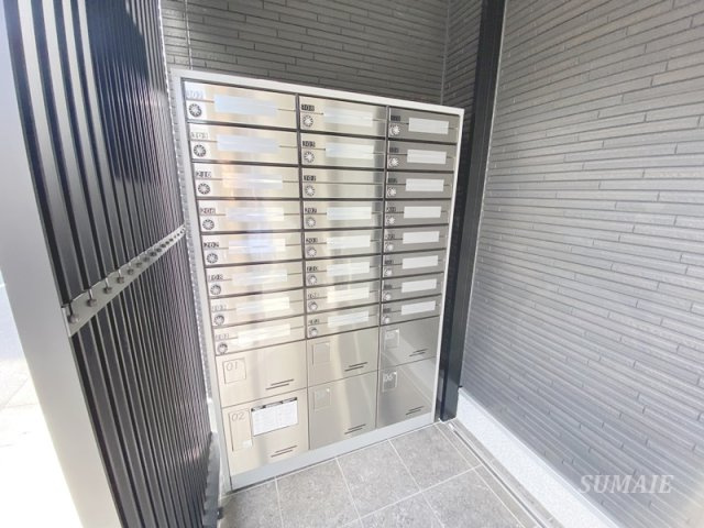 リブリ・ダイワクレストⅡのその他共用部分|集合ポストと宅配ボックスです☆