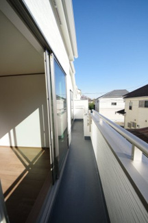 【バルコニー】 | 【仲介手数料無料！！】府中市浅間町4丁目　新築戸建て（全2棟）A号棟　5490万円