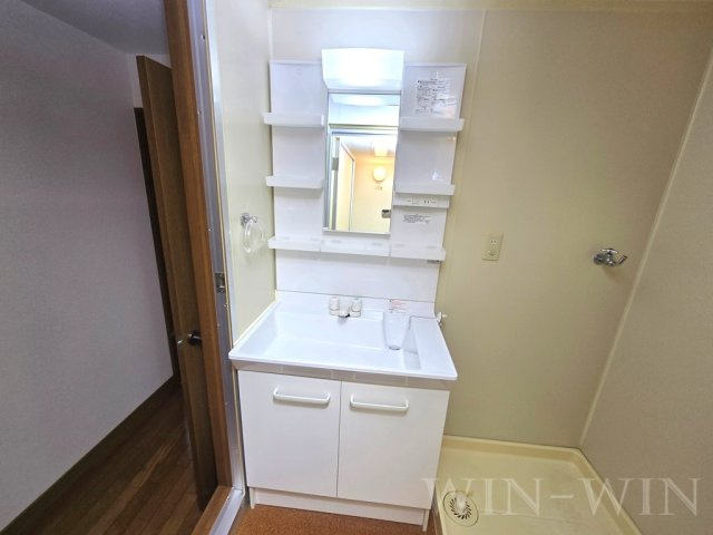 オアシス鷹丘の洗面所|イメージ（同建物内別部屋の写真です）