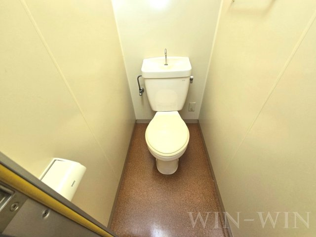 オアシス鷹丘のトイレ|イメージ（同建物内別部屋の写真です）